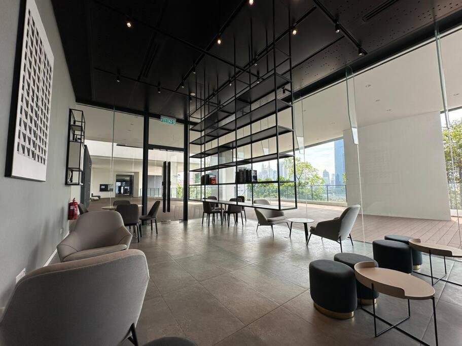 Pangsapuri Continew Residences By Romeo