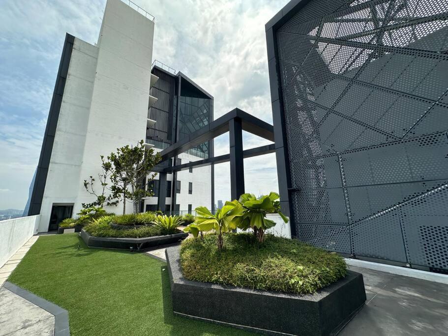 Continew Residences By Romeo